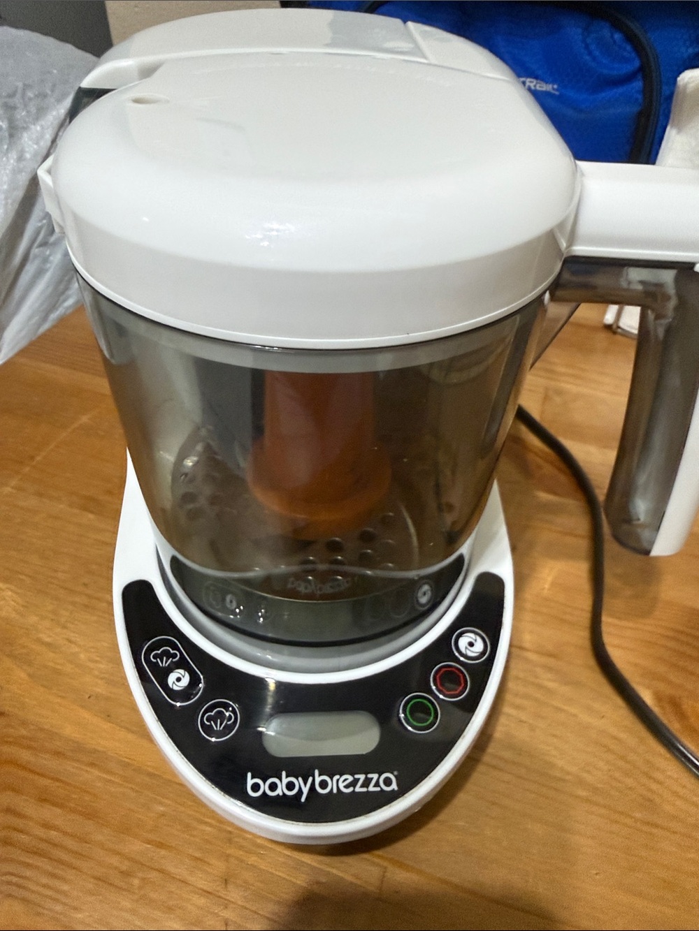 BabyBrezza White Baby Bottle Warmer & Sterilizer